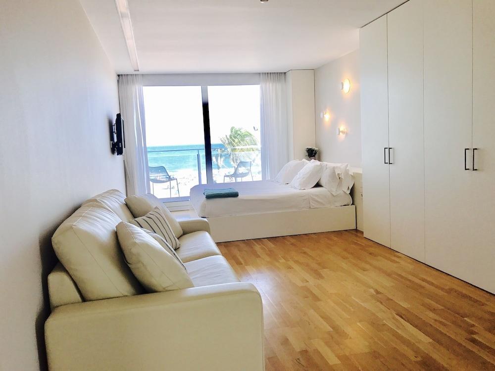פלאייה פובלה דה פארנאלס Meraki Beach Hotel - Only Adults מראה חיצוני תמונה