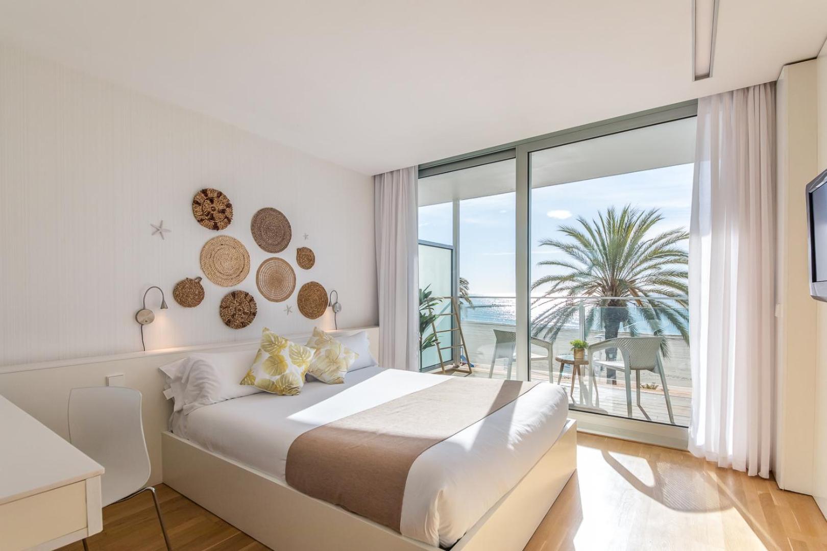 פלאייה פובלה דה פארנאלס Meraki Beach Hotel - Only Adults מראה חיצוני תמונה