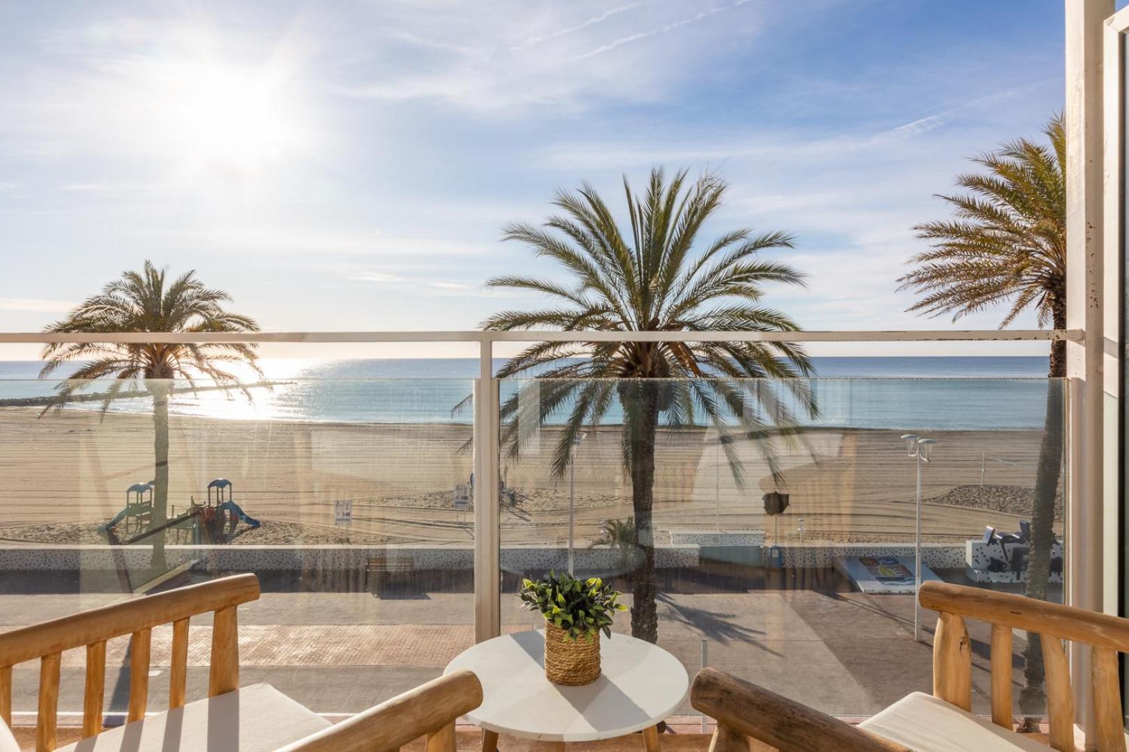 פלאייה פובלה דה פארנאלס Meraki Beach Hotel - Only Adults חדר תמונה