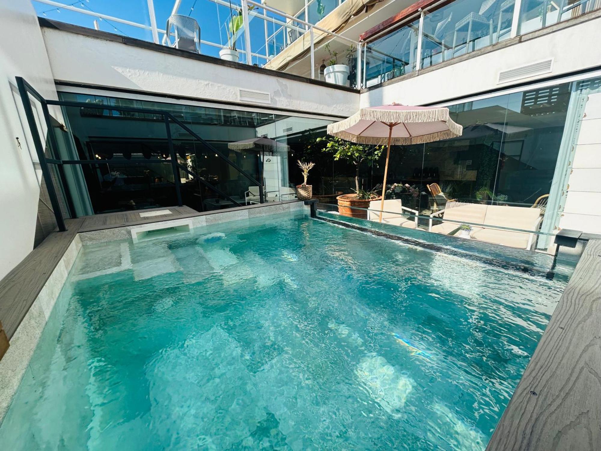פלאייה פובלה דה פארנאלס Meraki Beach Hotel - Only Adults מראה חיצוני תמונה